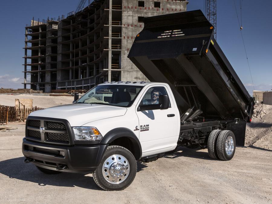  Dodge Ram 5500 Heavy Duty Chassis Cab 2012 года  (фото 2 из 8)